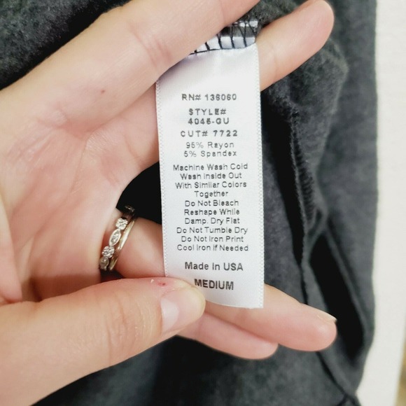 Project Social T Women's Gray Pullover Hoodie with Keyhole Chest Accent. Size M - Picture 5 of 5